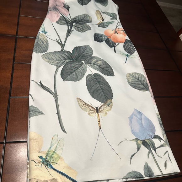 COPY - Ted Baker - Picture 4 of 8